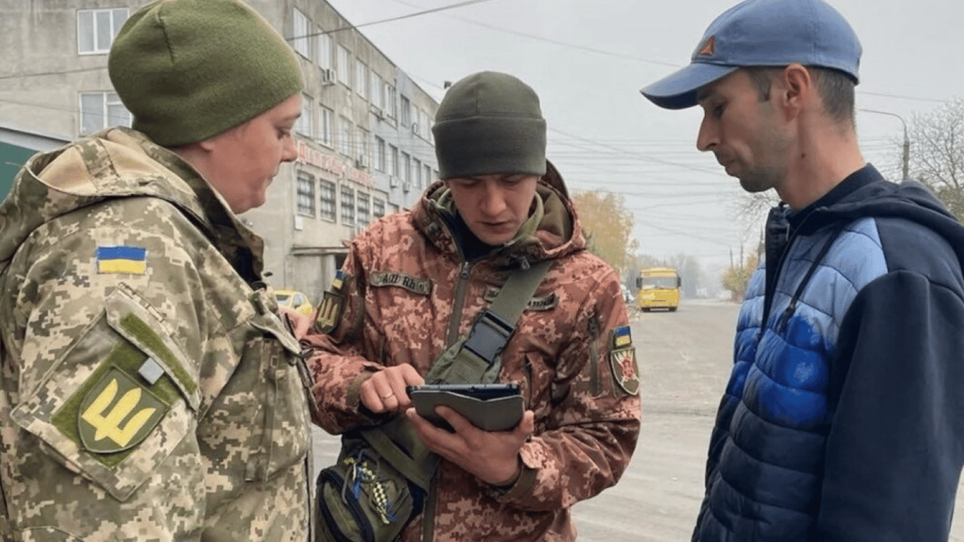 Де українці найчастіше отримують повістки — у ТЦК відповіли