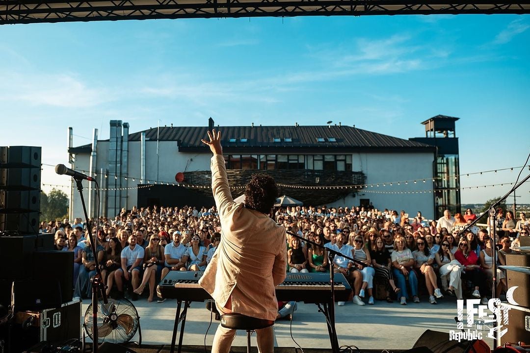 Выступление Pianoбой с благотворительным концертом