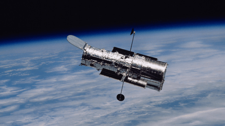 Телескоп "Hubble" показав наднову у сузір’ї Скульптора — фото - 285x160