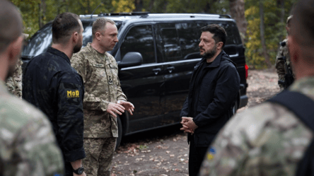 Зеленський відвідав бійців операції "Вівальді" на Донеччині - 304x171