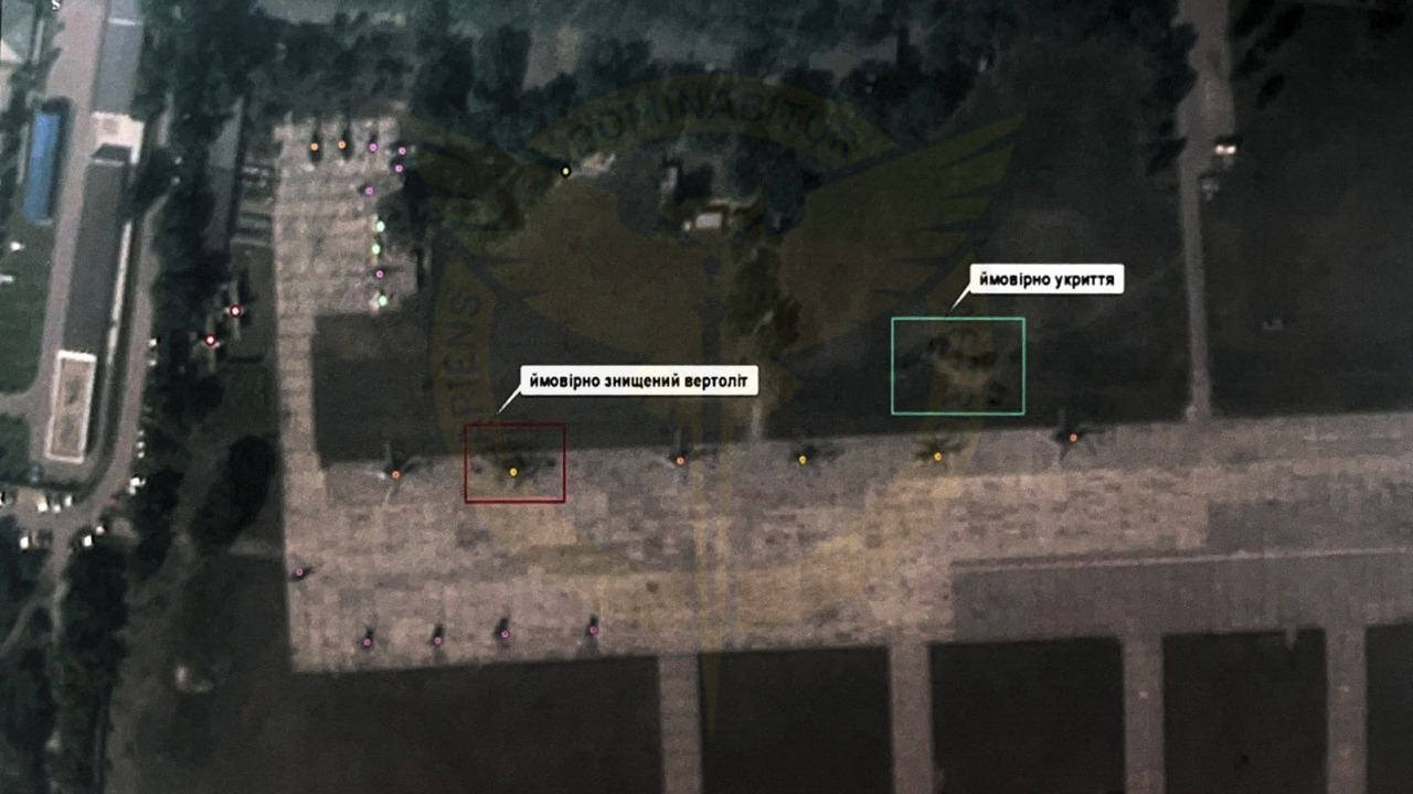 В Росії згоріли гелікоптери