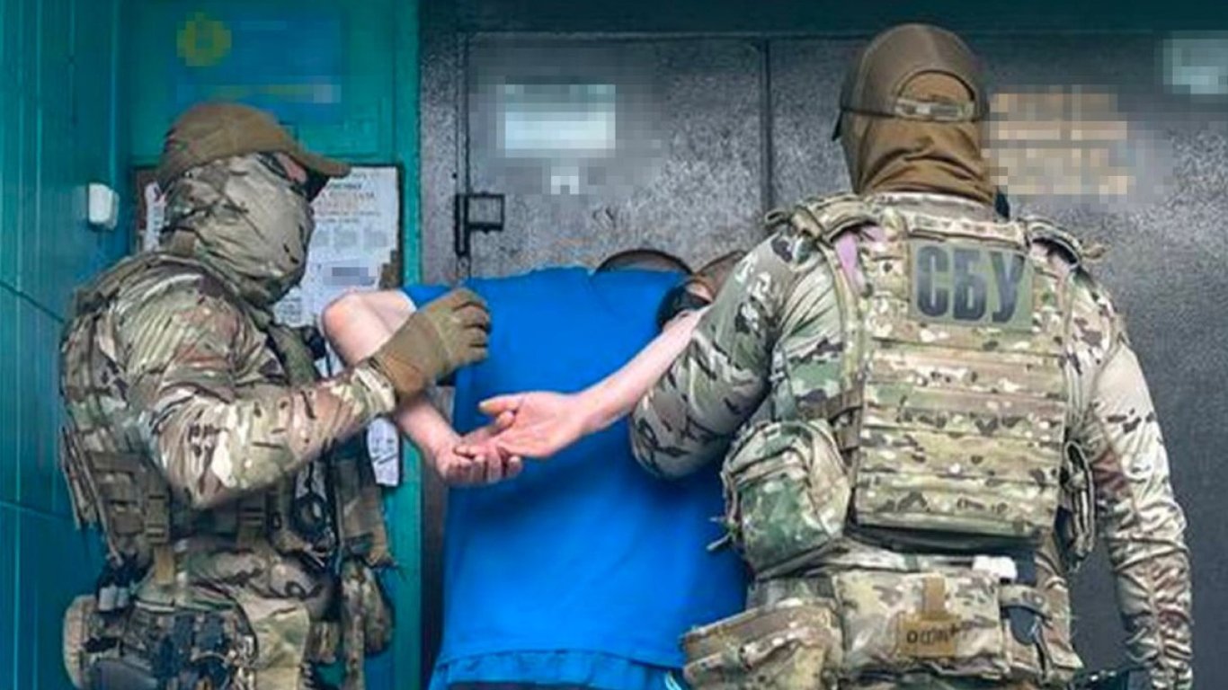 У Донецькій області затримали поплічника РФ, який допомагав ворогу бити по ЗСУ