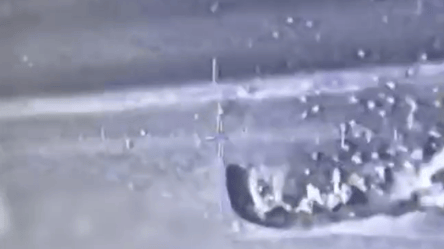 Теперь и на море: Армия обороны Израиля показала видео уничтожение катеров ХАМАС - 285x160