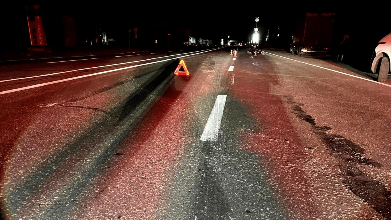 На Одесчине сразу две машины сбили одного пешехода — подробности - фото 2