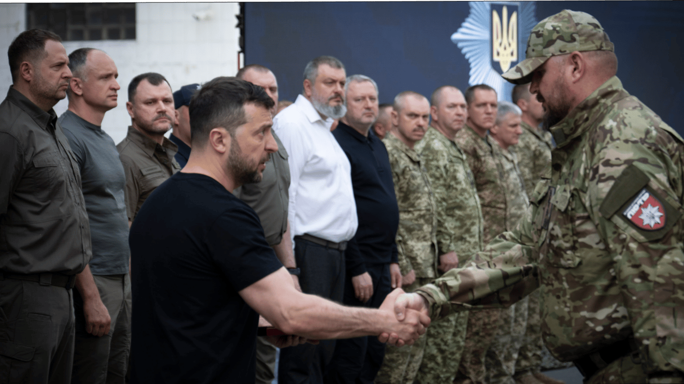 День Національної поліції України 4 липня — Зеленський вручив нагороди правоохоронцям