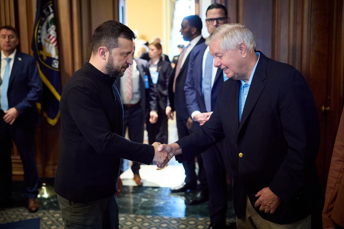 Володимир Зеленський на зустрічі з делегацією Сенату США 26 вересня 2024 року