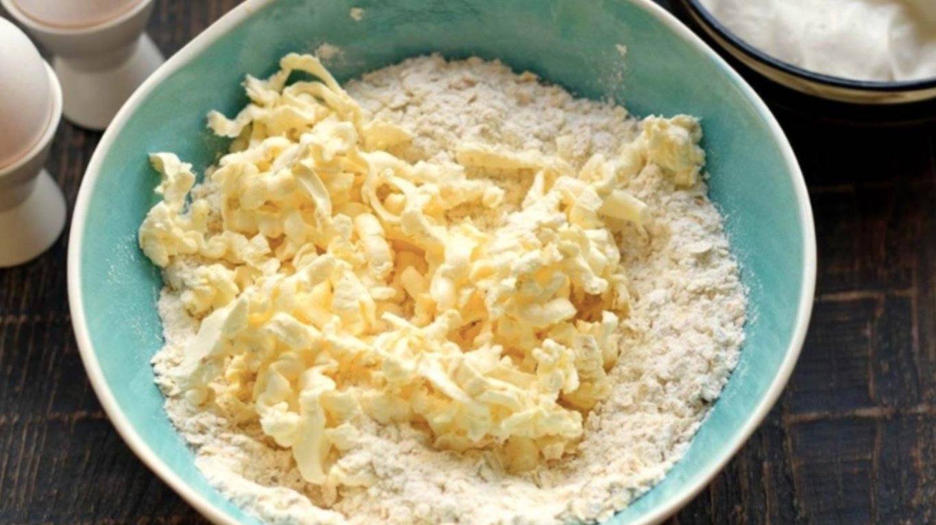 насипний пиріг швидко та смачно до кави