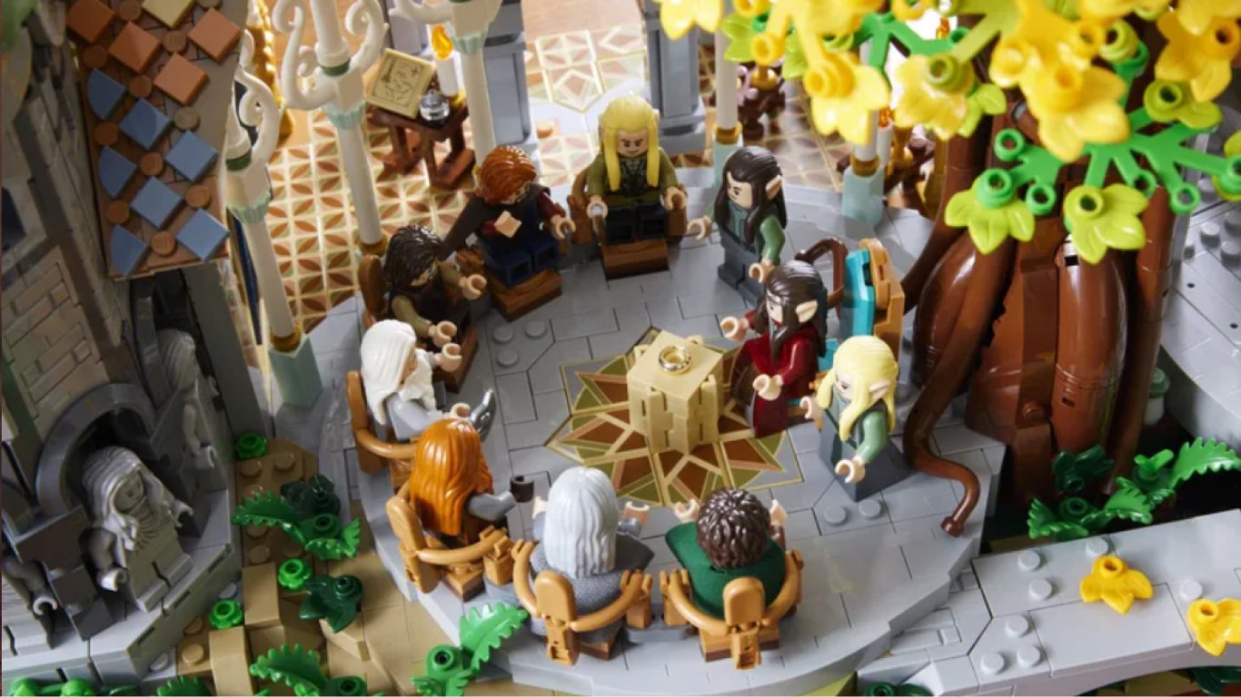 Впервые за 10 лет LEGO презентовал набор с героями фильма Властелин колец