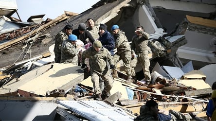 Эрдоган заявил, что к такому землетрясению невозможно было подготовиться: количество жертв превысило 16 тысяч - 285x160