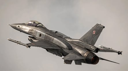 У Польщі підняли авіацію через масовану атаку РФ на Україну - 290x166