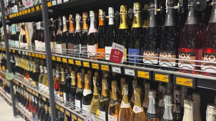 Червоне і біле вино в Україні — яка ціна якісного напою - 285x160