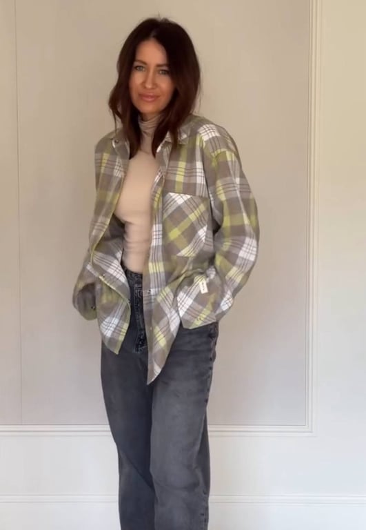 Grey jeans are taking over Fall 2025