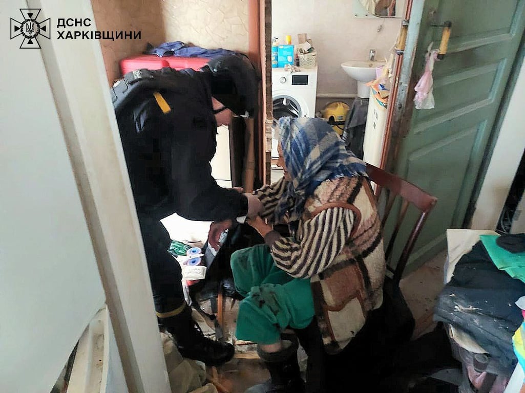 Из-за обстрелов Купянска пострадала женщина