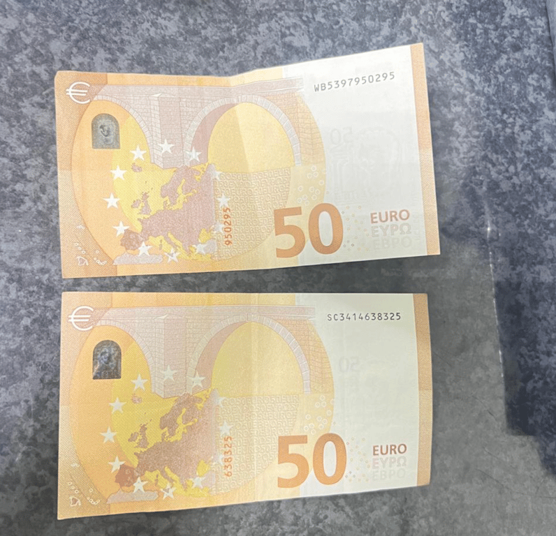 Хабар митниця