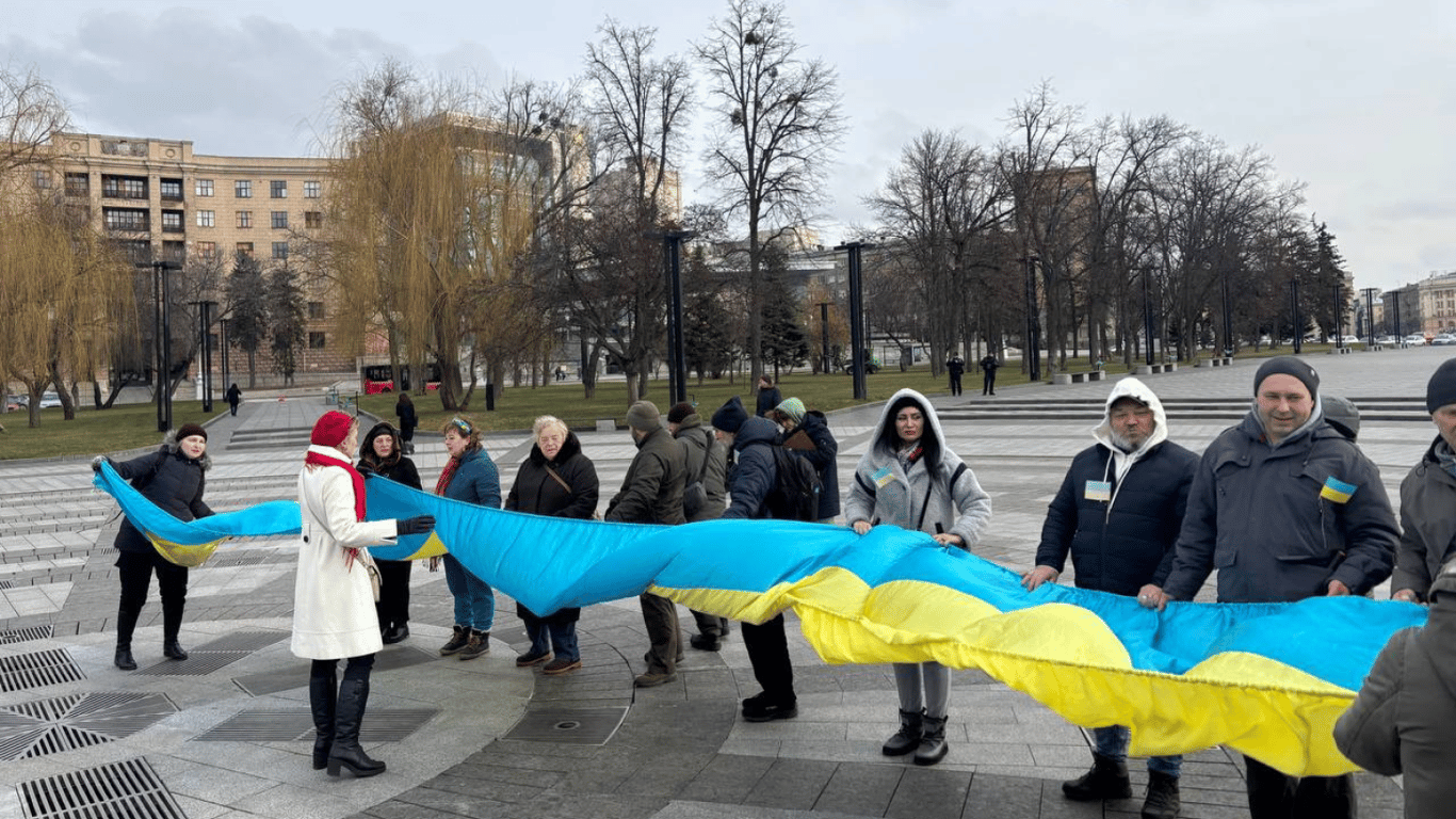 Як закінчиться війна — бачення та версії українців