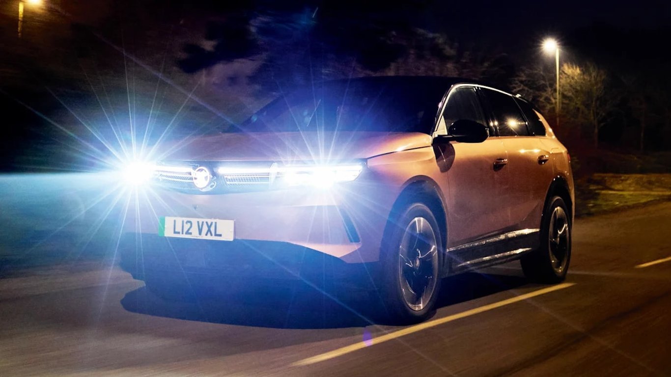 Як перегрів знищує дорогу LED-оптику автомобіля