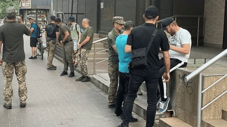 Розшук від ТЦК — чи можуть мобілізувати заброньованих - 290x160