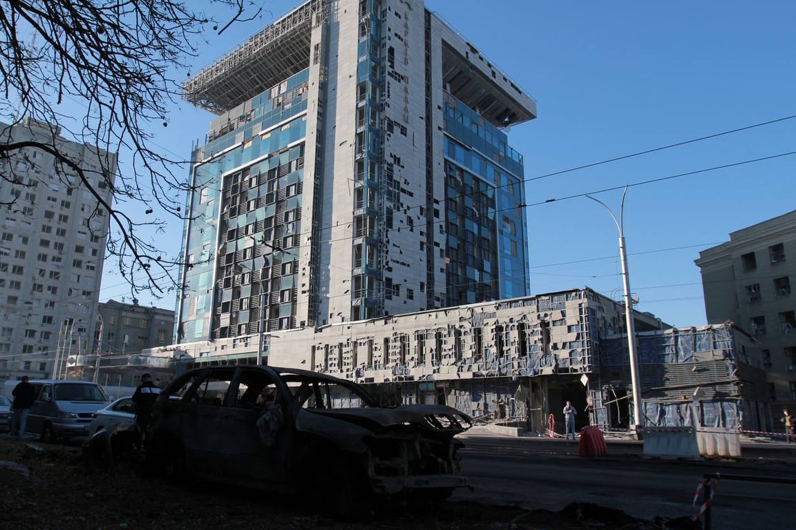 Харків та область знову потерпають від обстрілів — є загиблі та поранені - фото 2