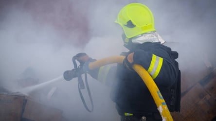 Армія РФ завдала удару по підприємству на Хмельниччині - 290x160