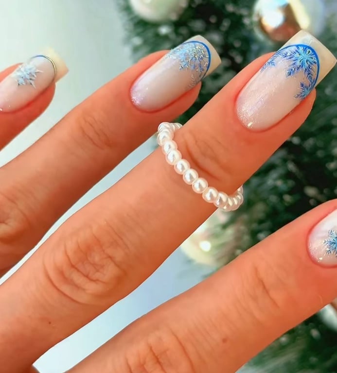 Французький манікюр завжди актуальний