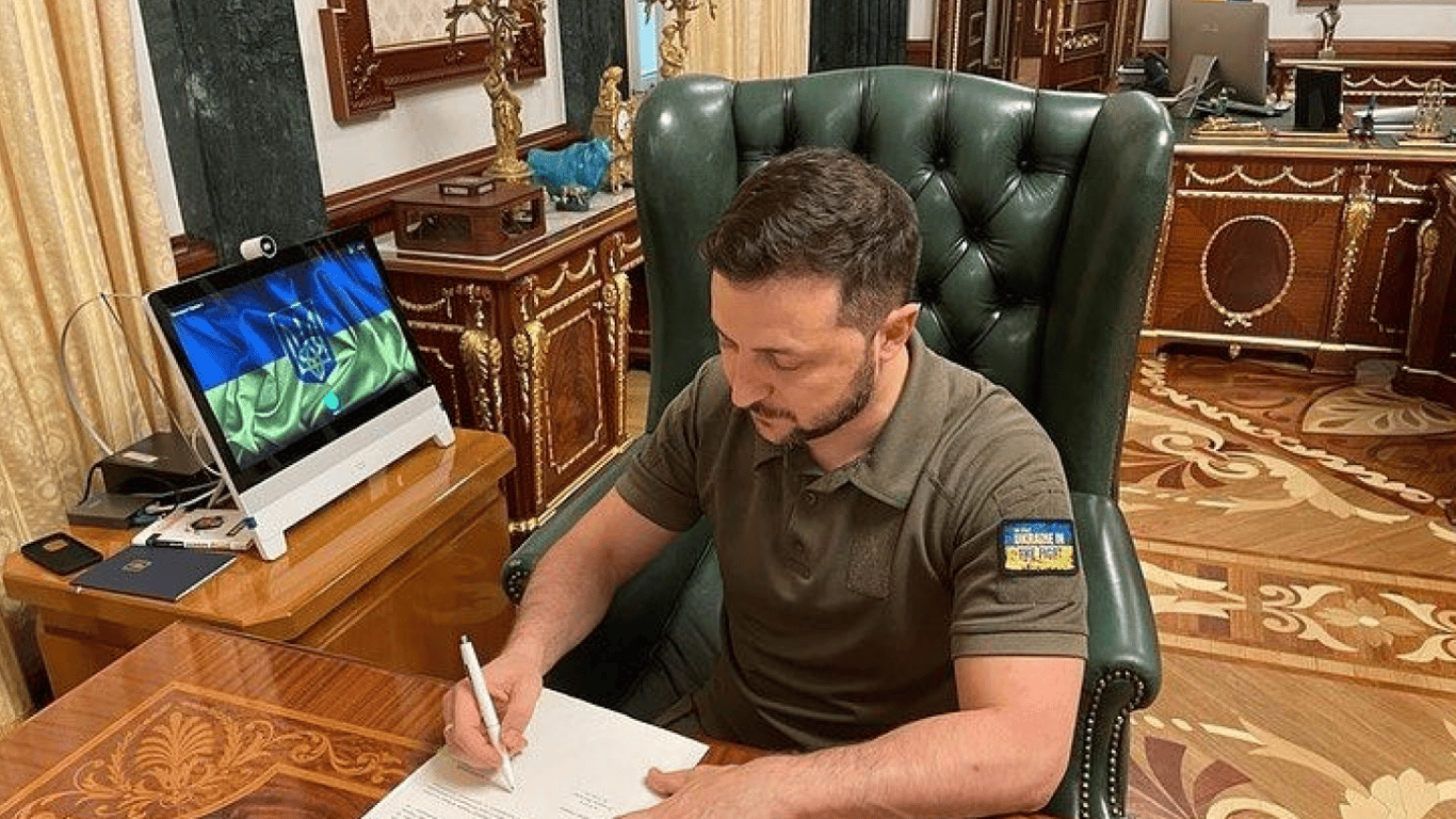 Зеленський підписав указ про перевірку всіх рішень ВЛК