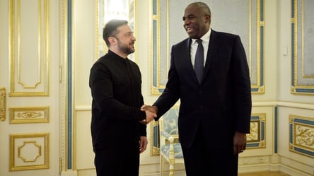 Зеленський провів зустріч з міністром юстиції Великої Британії - 285x160