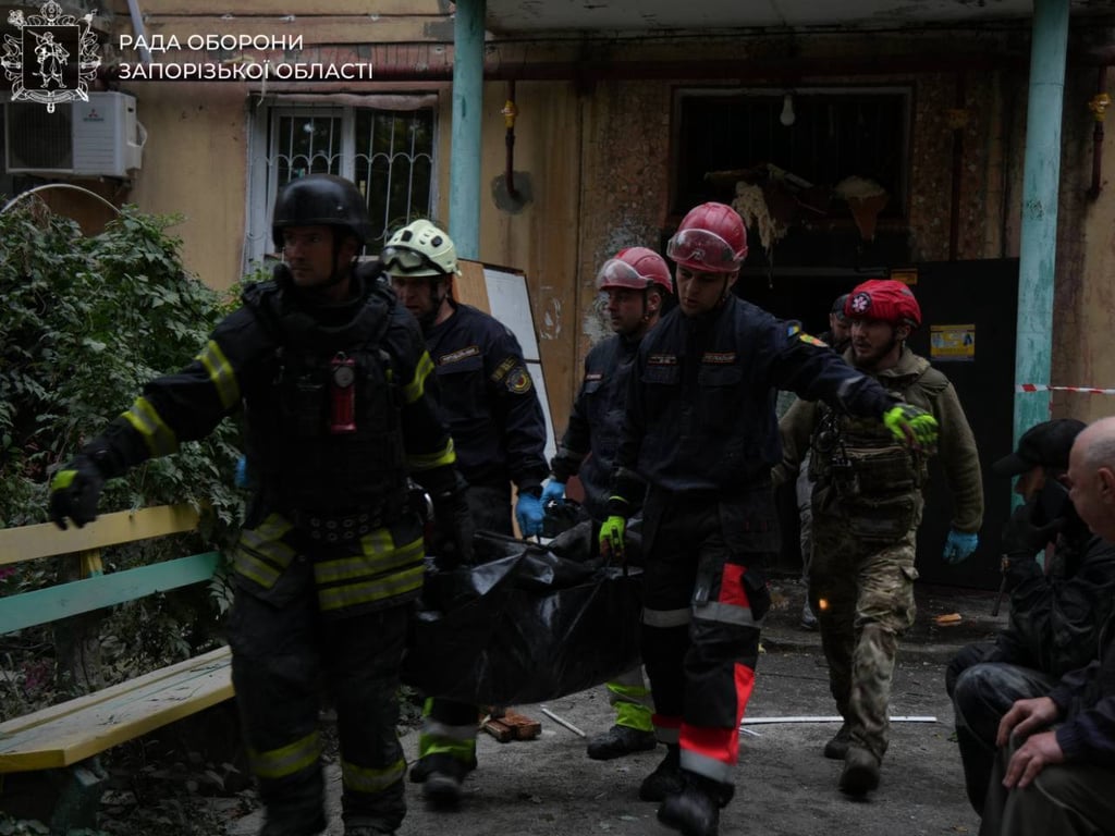 У Запоріжжя кількість загиблих зросла до семи: серед них діти - фото 4
