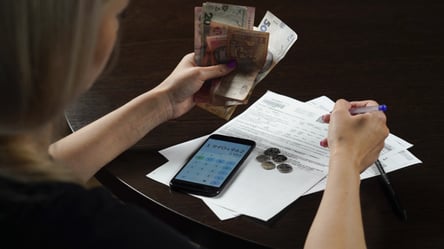 Постачання газу та його розподіл: за що платять українці - 290x160