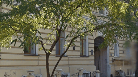 Велика квартира у центрі Одеси в історичному будинку — ціна - 285x160