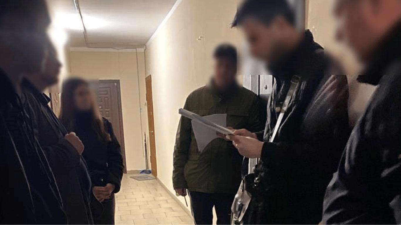 Погорів на хабарях: в Одесі затримали поліцейського