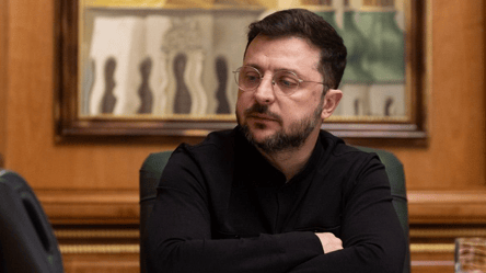 Зеленский заслушал доклад Умерова о подготовке к переговорам - 290x160