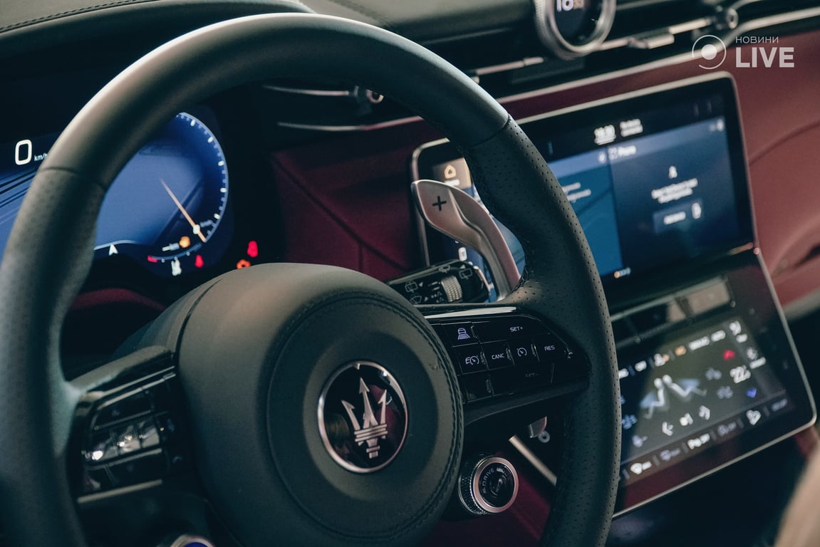 Кросовер люкс-класу Maserati Grecale