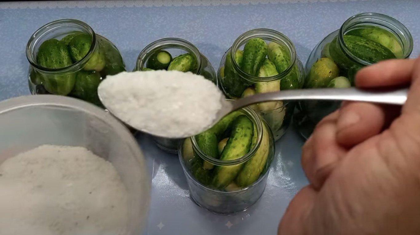 огурцы на зиму в банках