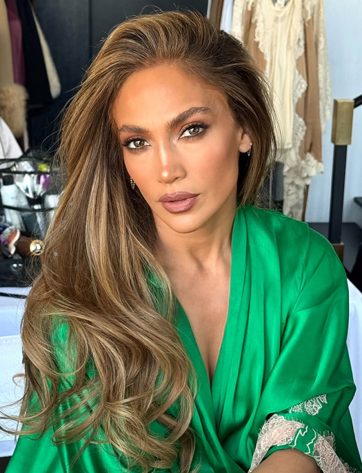 Джей Ло показала трендовий макіяж осені