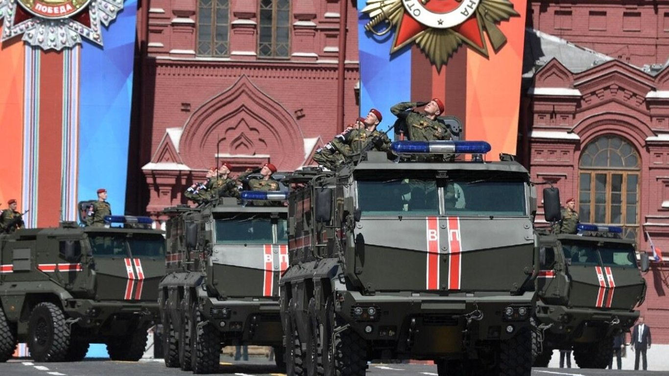 Військова економіка РФ відновлюється на тлі санкцій, — Bloomberg