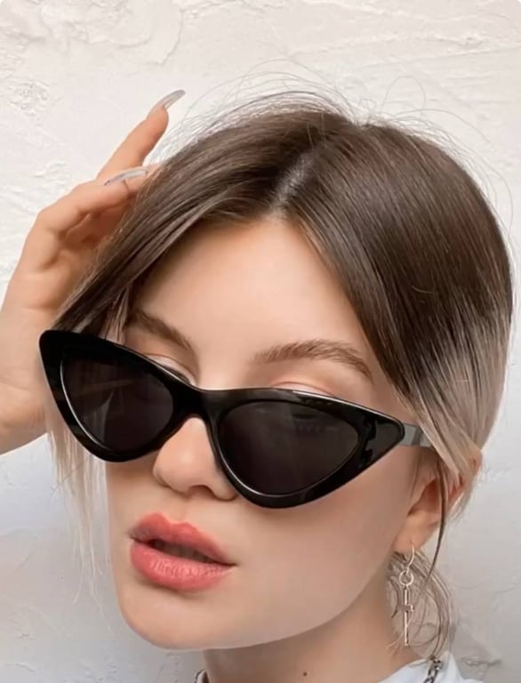 Це дуже жіночний варіант окулярів