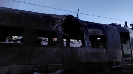 Схід вантажного поїзда під Житомиром — в УЗ назвали причину - 290x160