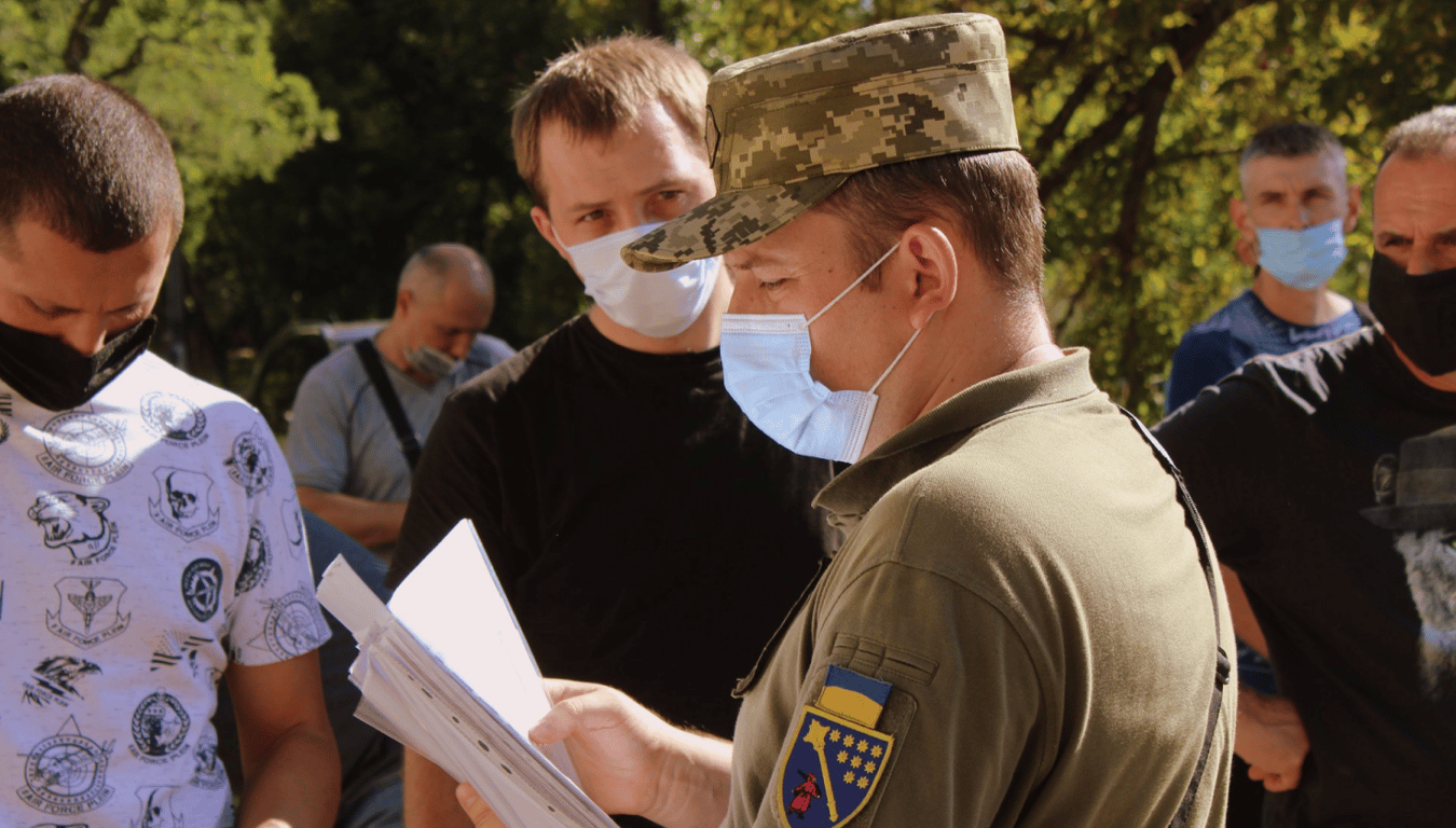 Які військовозобов'язані підлягають бронюванню