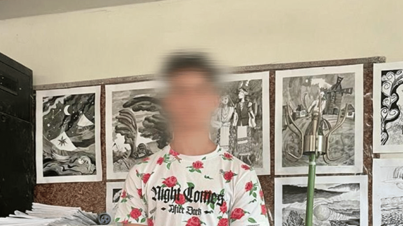 В Изюме сообщили о подозрении 15-летнему парню, который угрожал людям и требовал деньги