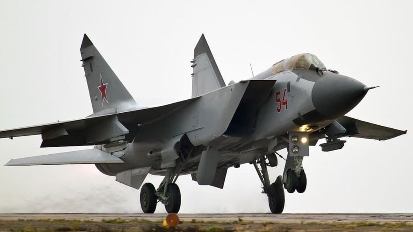 В Украине объявлена воздушная тревога — в небе снова МиГ-31