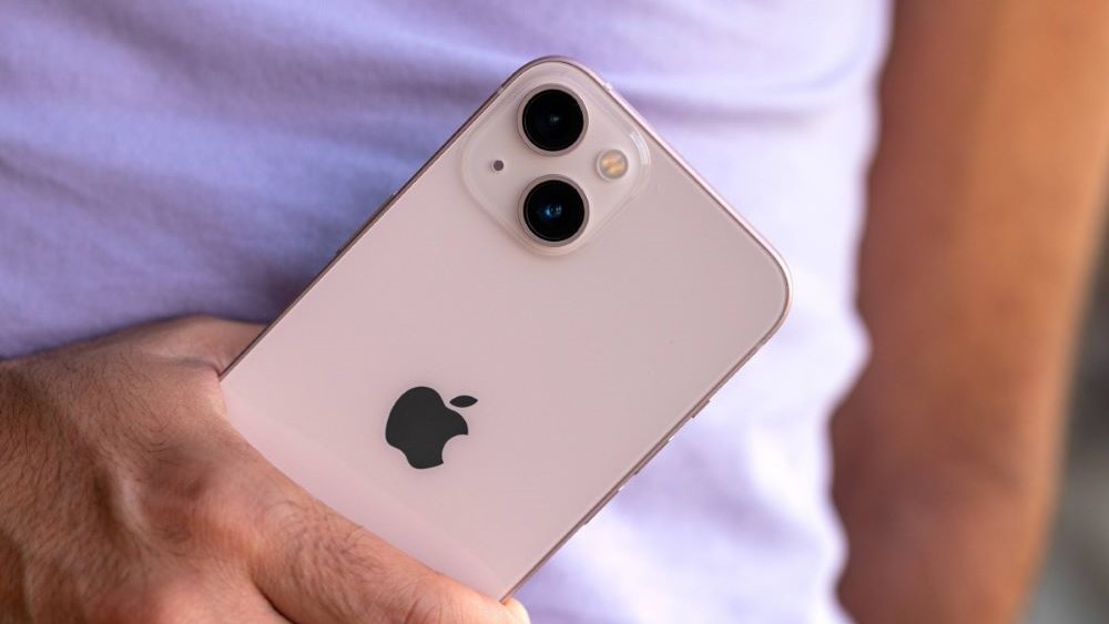 Які моделі iPhone найпопулярніші в Україні у 2024 році — ТОП-3 - фото 2