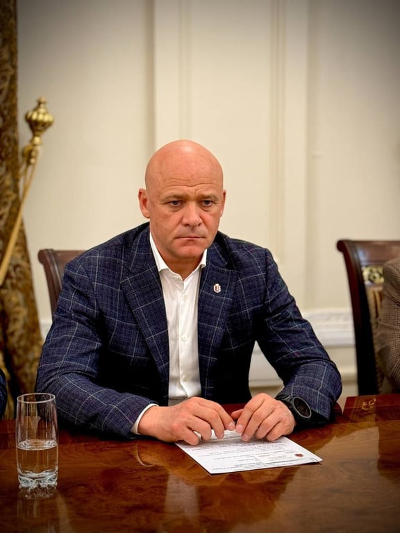 Говорили про допомогу та підтримку — Одесу відвідав посол Іспанії - фото 2