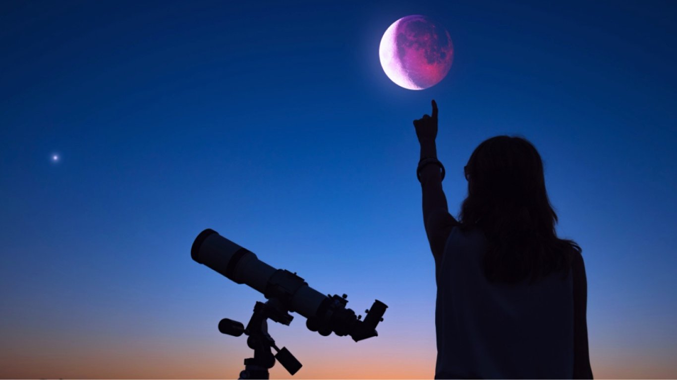 Когда украинцам наблюдать лунное затмение в октябре 2023 года — дата и время