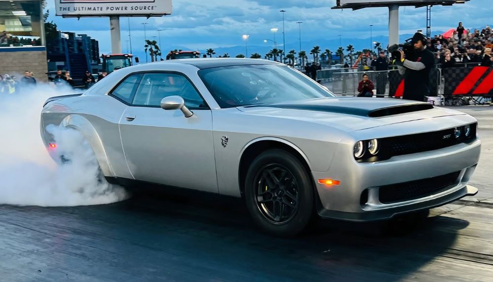 У кого больше лошадей - ТОП-5 самых мощных американских автомобилей - фото 5