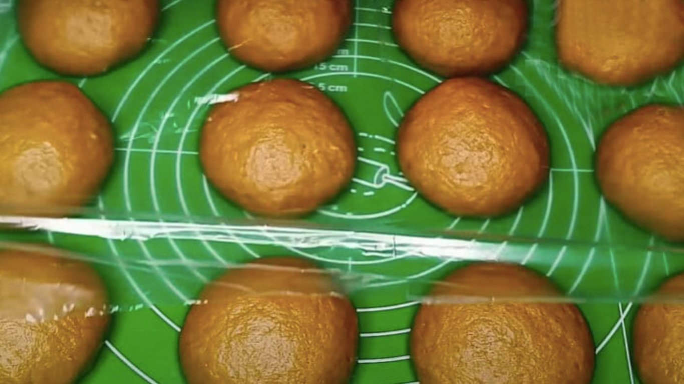 простий рецепт Великоднього Медовика