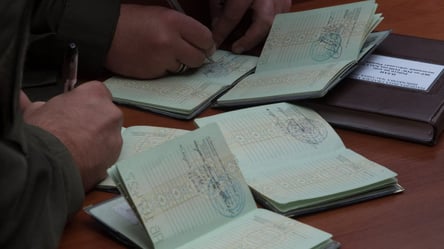 Військовий квиток радянського зразка — чи чинний він, які можуть бути штрафи - 285x160