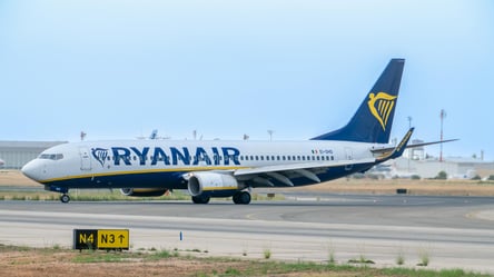 Ryanair анонсировал 5 новых рейсов из Польши - 285x160