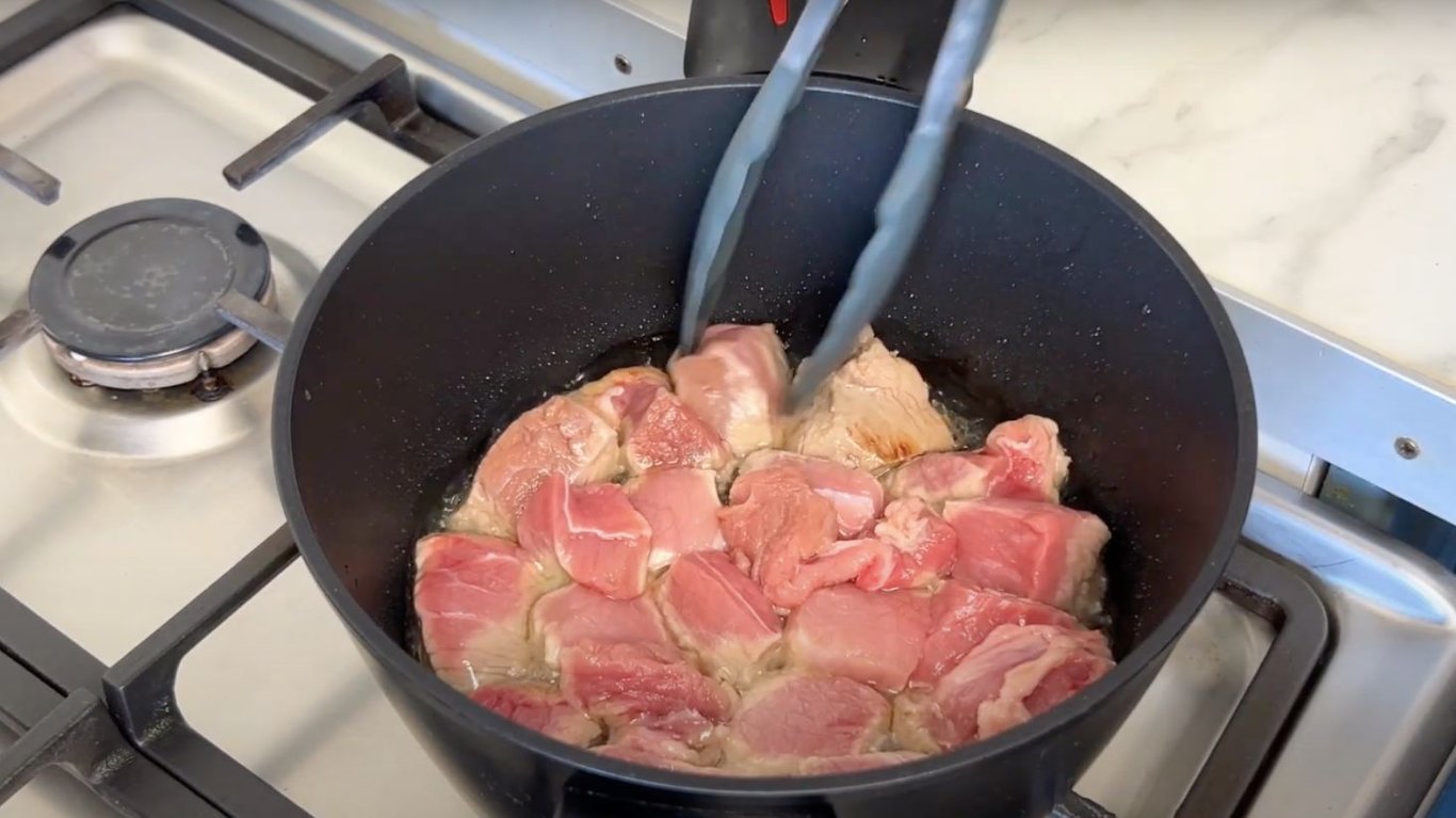 тушеная капуста с мясом