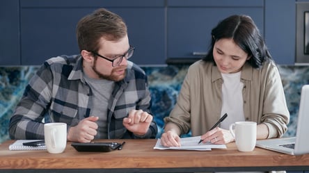 Які КВЕДи заборонені для ФОП на спрощеній системі — перелік - 285x160