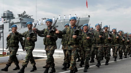 На прохання НАТО: турецькі миротворці вирушили у Косово - 285x160